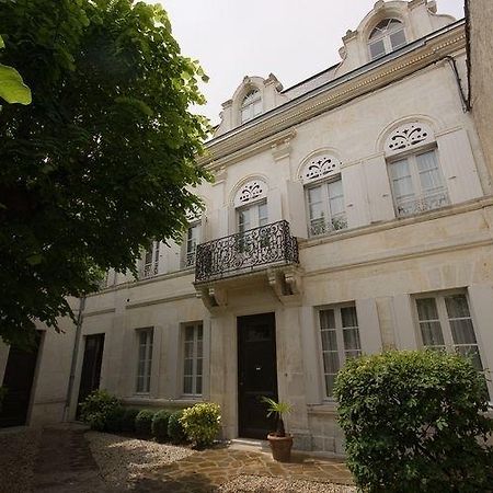 Chambres D'Hotes Les Tilleuls Cognac Kültér fotó