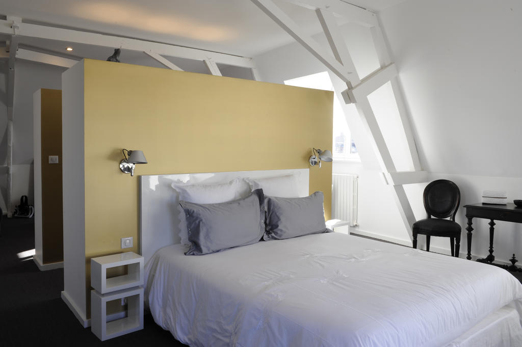 Chambres D'Hotes Les Tilleuls Cognac Szoba fotó