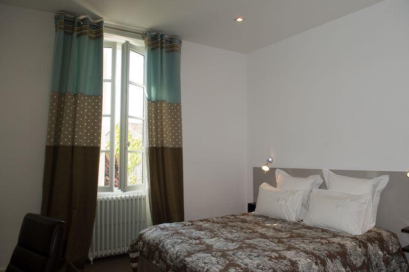 Chambres D'Hotes Les Tilleuls Cognac Szoba fotó